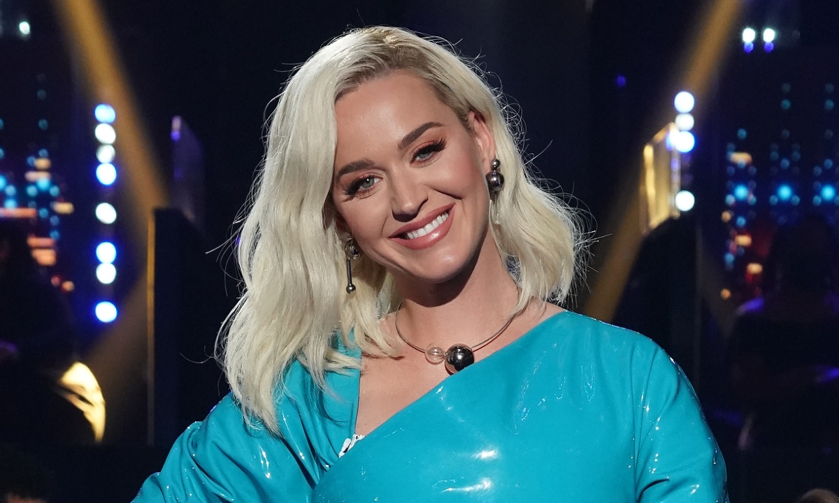 top-10-best-selling-female-singers-of-all-time