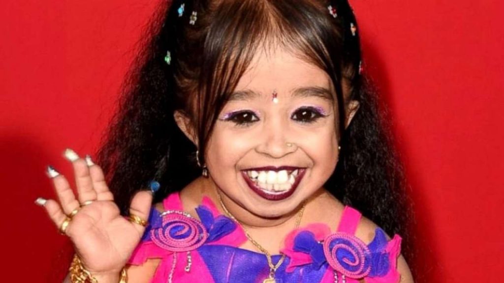What Happened To World's Shortest Woman Jyoti Amge After American Horror Story | Traitslab