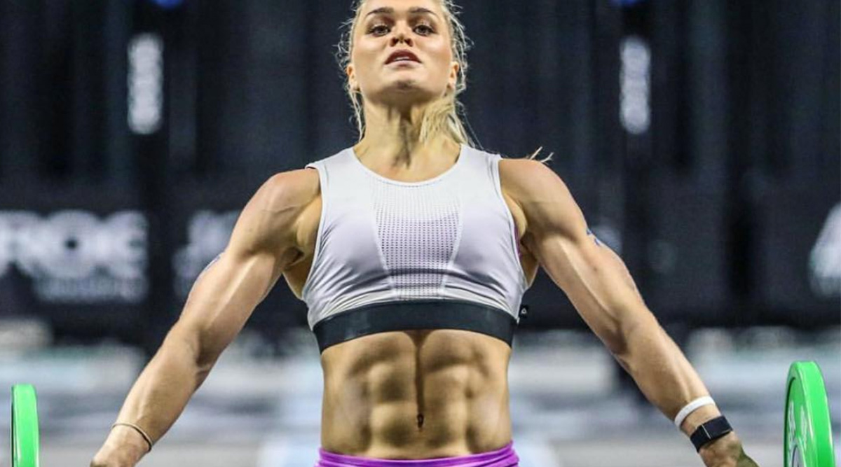 Female Fitness Influencers With The Best Abs